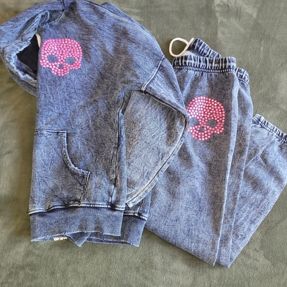 Lauren Moshi Sweater& Pant Set